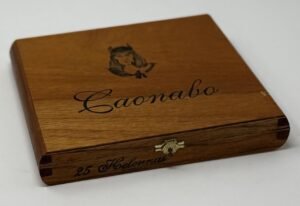 Caonabo Helénnas – Connecticut </br>30 x 5 Box of 25